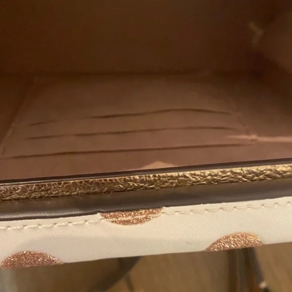 Kate Spade Crossbody Gift Box Bag NWT - Picture 7 of 8